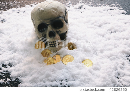 Bitcoin gold coin virtual currency gold snow Bitcoin gold coin virtual currency gold snow 42826260