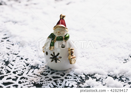 Christmas snowman 42829417