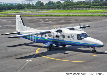 調布機場飛機 42832852