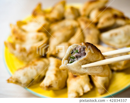 Fried dumpling Fried dumpling 42834337