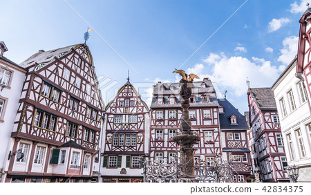 Historic Facades Bernkastel-Kues Rhineland 42834375