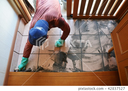 Reform of house / Tile replacement construction of entrance Reform of house / Tile replacement construction of entrance 42837527