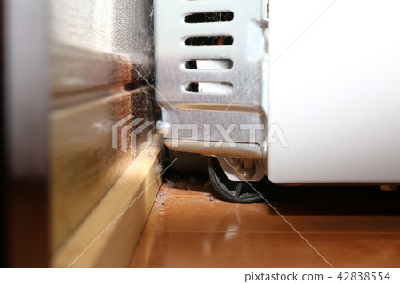 冰箱背面有污垢 42838554