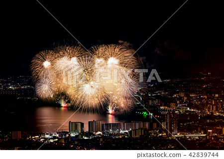 Lake Biwa Large Fireworks Festival 42839744