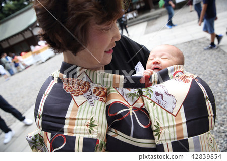 Shrine visit Shrine visit 42839854