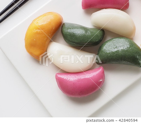 Korean food Songpyeon, Baramtteok Korean food Songpyeon, Baramtteok 42840594