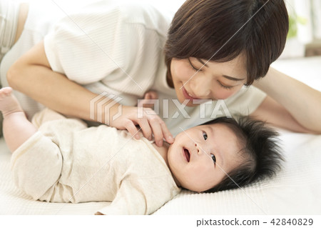 Baby nap family Family child 42840829