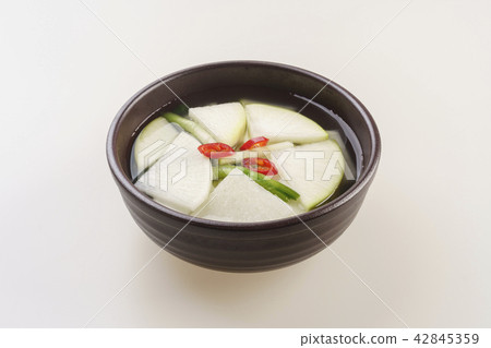 Dongchimi 42845359