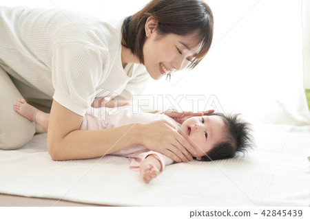 Baby nap family Family child 42845439
