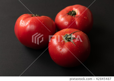 Tomato   42845487