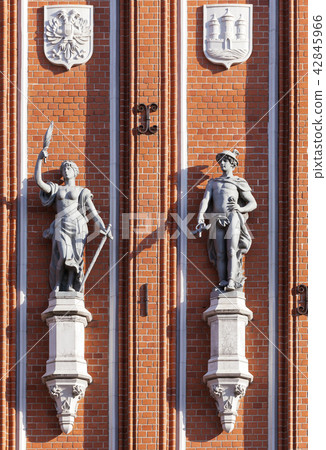 Sculptures of the House of the Blackheads in Riga 42845966