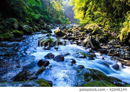 Amaniwato Shrine Iwatogawa [Takachiho Town, Nishiusuki District, Miyazaki Prefecture] 42846144