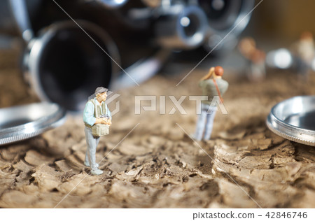 Miniature people photographer Miniature people photographer 42846746