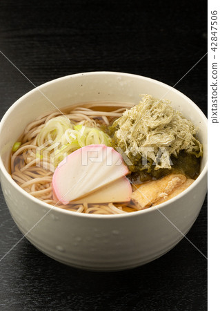 Tororo Konbu蕎麥麵 42847506