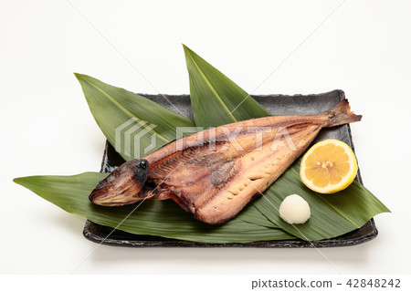 True hockey (from Hokkaido) Grilled fish True hockey (from Hokkaido) Grilled fish 42848242