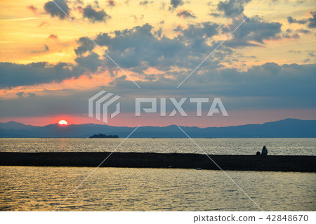 Lake Biwa sunset view Lake Biwa sunset view 42848670