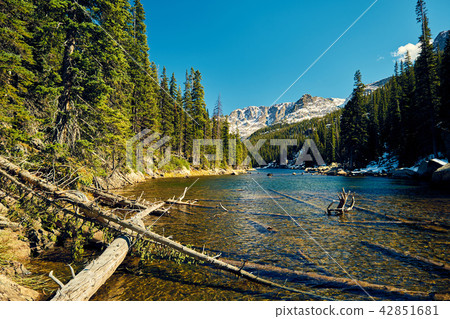 Lake Verna, Rocky Mountains, Colorado, USA. 42851681