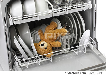Do not leave the teddy bear in the dishwasher 42855496