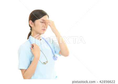 Nurse complaining of headache 42856622