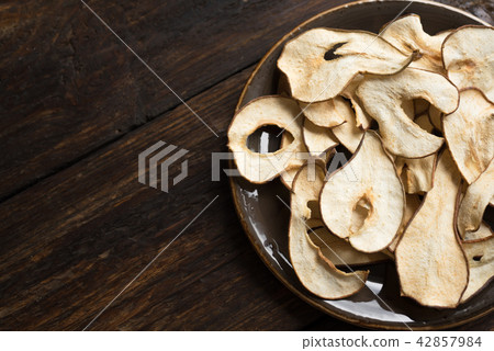 Pear dehydrated chips Pear dehydrated chips 42857984