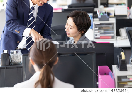 Business desk work 42858614