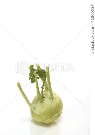 Kohlrabi against white background Kohlrabi against white background 42860557