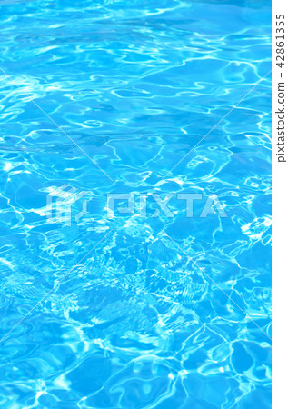 Water surface 42861355
