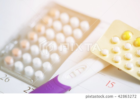 Contraceptive control pills on date of calendar 42863272