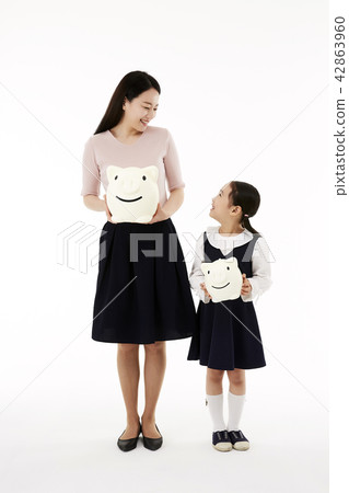 媽媽,女兒,家庭 媽媽,女兒,家庭 42863960
