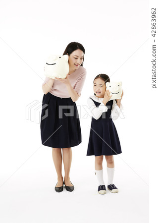 媽媽,女兒,家庭 媽媽,女兒,家庭 42863962