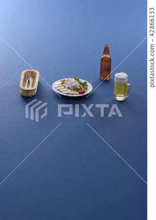 啤酒和雞蛋沙拉 42866133