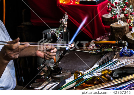 Making glass crafts Making glass crafts 42867245