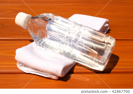 [Image] Heat stroke measures and hydration 42867700
