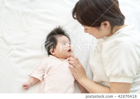 Baby nap family Family child 42870418