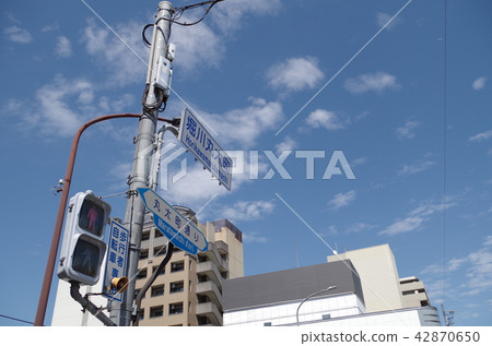 Kyoto Horikawa Marutacho signs guide 42870650