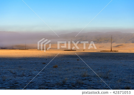 早晨有霧的高原美國·加利福尼亞 42871053