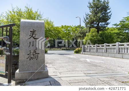 Kyoto Horikawa Yoshikawa Bridge 42871771
