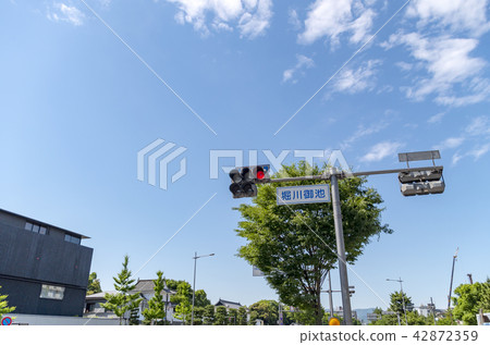 Kyoto Horikawa Oike pond guide information Kyoto Horikawa Oike pond guide information 42872359