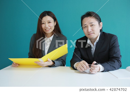 Interview / Human Resources Manager and Secretary 42874702