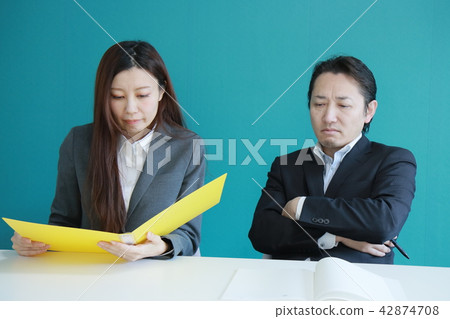 Interview / Human Resources Manager and Secretary 42874708