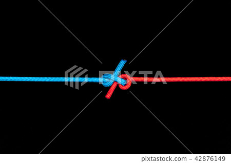 Knot on a cord 42876149