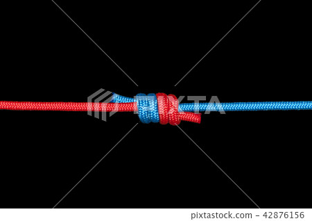 Knot on a cord 42876156