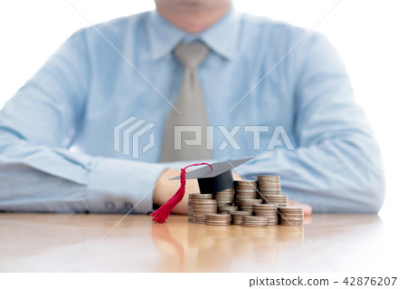 Businessman saveing for eudcation 42876207