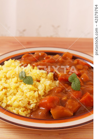 A delicious curry rice A delicious curry rice 42879764