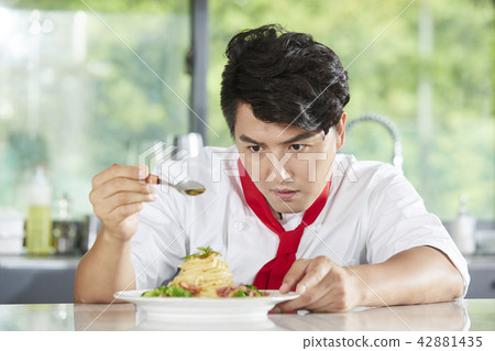 廚師,男人,韓國人 廚師,男人,韓國人 42881435