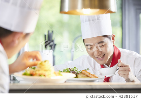 廚師,男人,韓國人 廚師,男人,韓國人 42881517