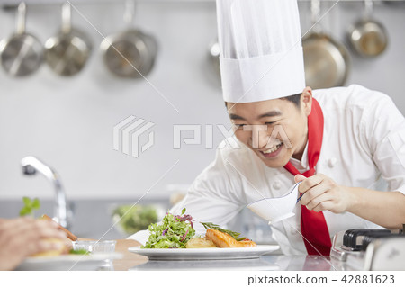 廚師,男人,韓國人 廚師,男人,韓國人 42881623