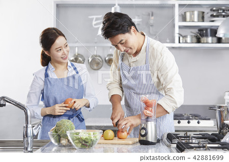 Kitchen, Couple, Korean Kitchen, Couple, Korean 42881699