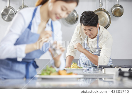 Kitchen, Couple, Korean 42881740