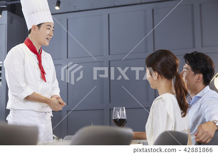 Restaurant, couple, chef, Korean Restaurant, couple, chef, Korean 42881866